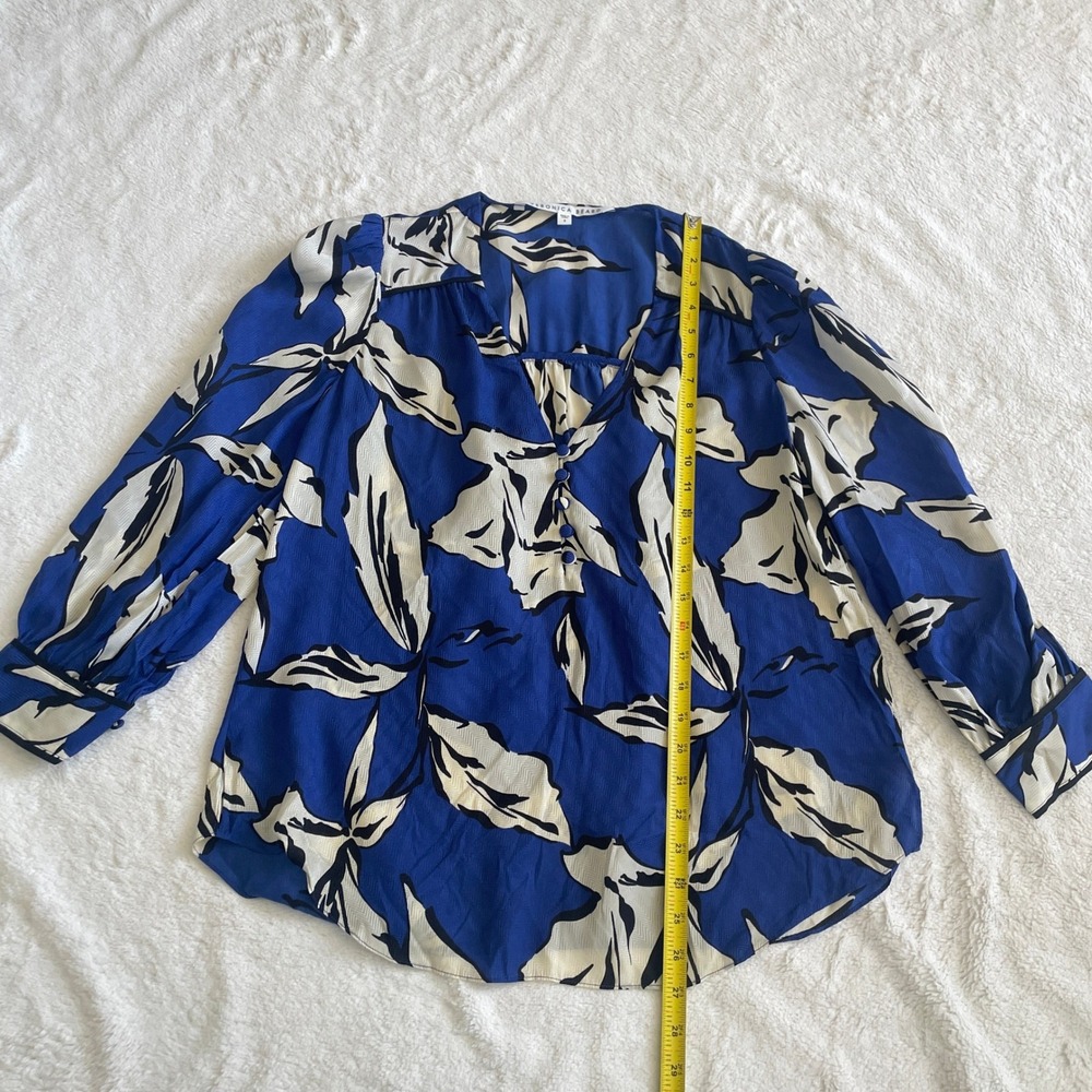 Veronica Beard Blue and Cream Floral Print Blouse - Picture 8 of 13